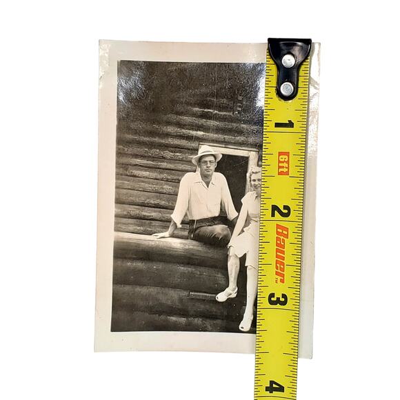 Vtg Couple Posing Cabin Behind Original Monochrome Photo 1946 Found Snapshot - Picture 3 of 4